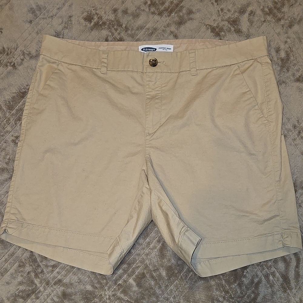 Old Navy Tan Women's Shorts